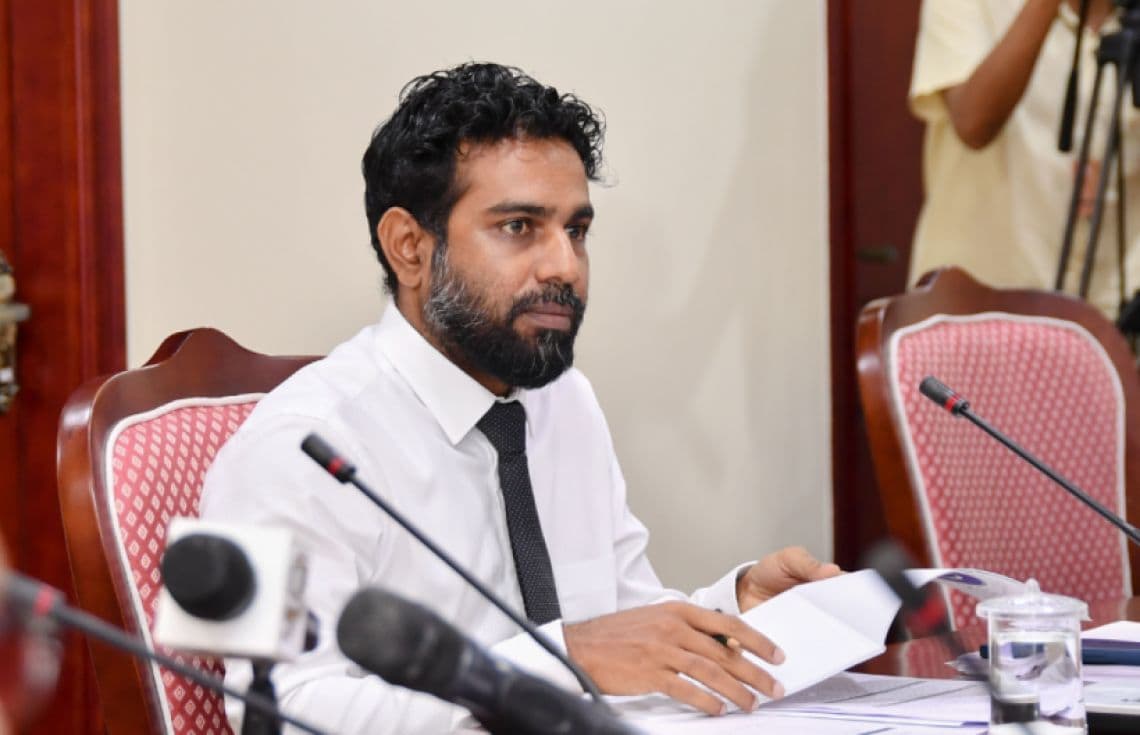 މަނަދޫ ދާއިރާގެ މެންބަރު ހުސްނީ މުބާރިކް---ފޮޓޯ:މަޖިލިސް އިދާރާ