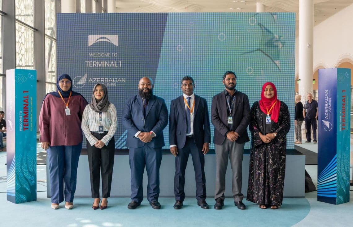 އަޒަރްބައިޖާން އެއާލައިންސް އަށް ދުމަތް ދޭން ފެށުން ފާހަގަކުރުމަށް ބޭއްވި ރަސްމިއްޔާތުގެ ތެރެއިން---ފޮޓޯ: އެމްއޭސީއެލް