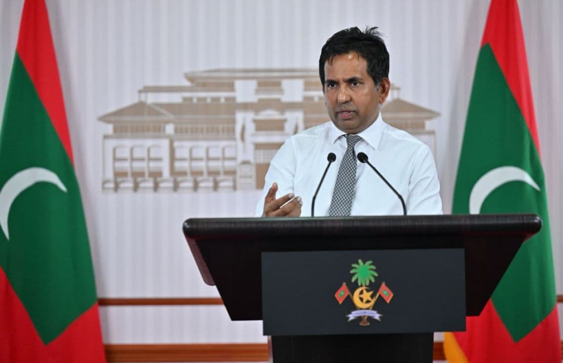 މިނިސްޓަރު ސައީދު. މިނިސްޓަރު ސައީދު ވަނީ، ރައީސް ޑރ. މުއިއްޒުގެ ނިންމެވުމަށް މަރުހަބާ ދަންނަވައިފަ--- ފޮޓޯ: އިންޓަނެޓް