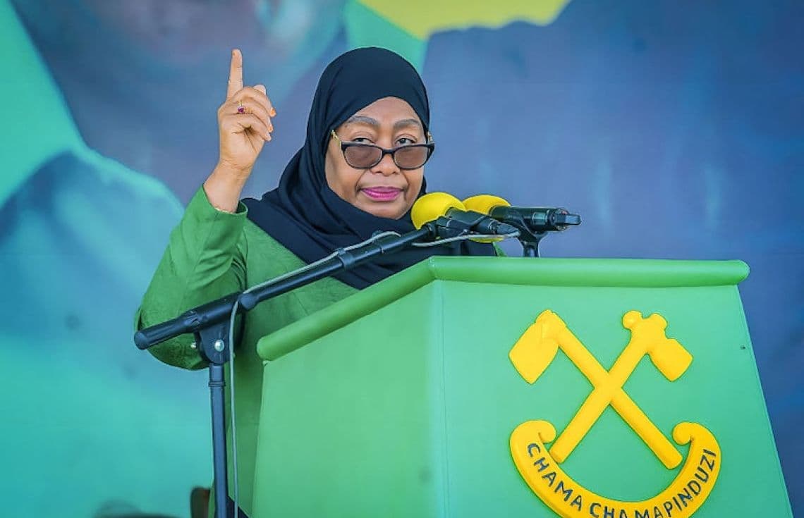 ޓެންޒޭނިއާގެ ރައީސް ސާމިއާ ސުލޫހޫ.