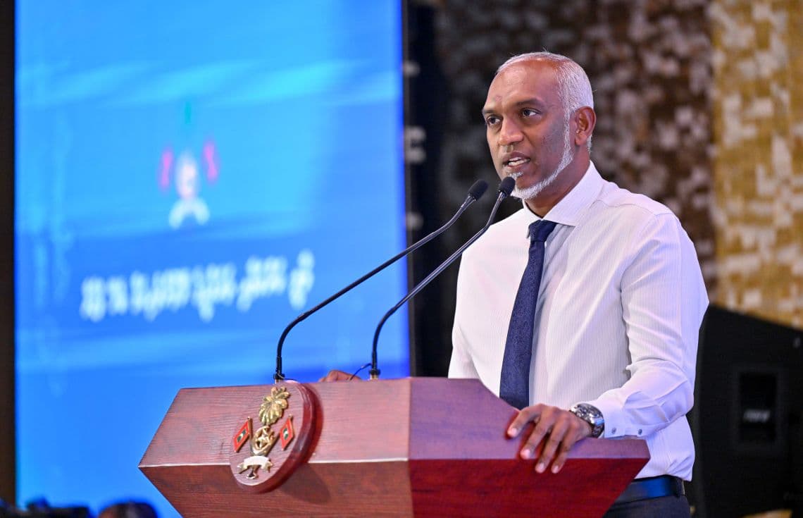 ބާސެލޯ ނަސަންދުރާގައި ބޭއްވި ރަސްމިއްޔާތުގައި ރައީސް ވާހަކަ ދައްކަވަނީ--- ފޮޓޯ: ރައީސް އޮފީސް