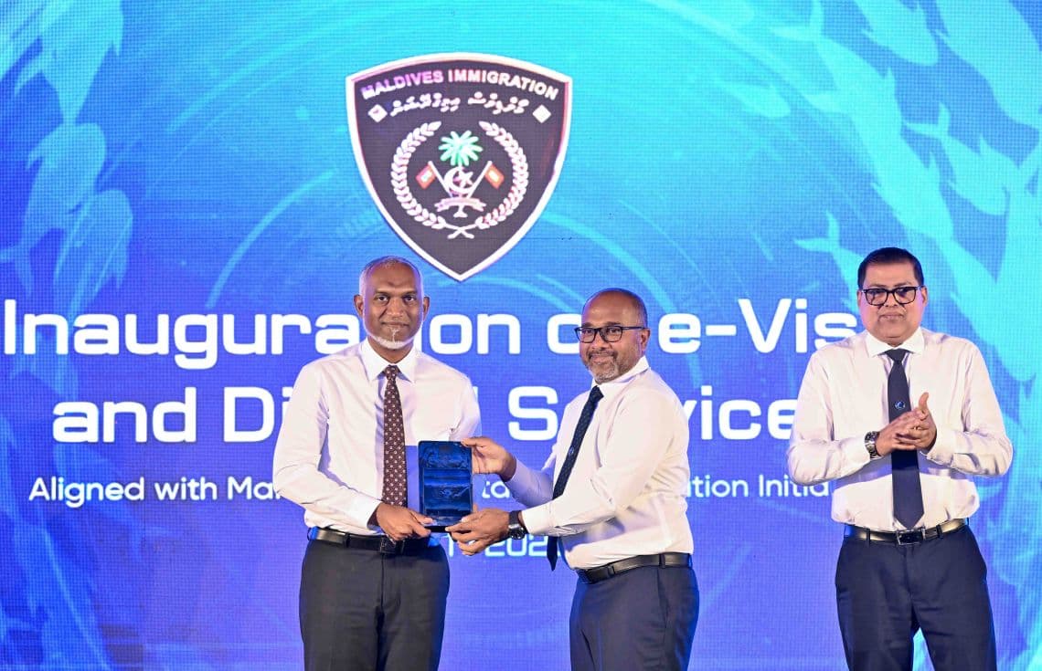 މޯލްޑިވްސް 2.0 ގެ ދަށުން މޯލްޑިވްސް އިމިގްރޭޝަންގެ ހިދުމަތްތައް ޑިޖިޓަލައިޒްކުރުމަށް ބޭއްވި ހަފްލާގެ ތެރެއިން ---- ފޮޓޯ: ރައީސް އޮފީސް