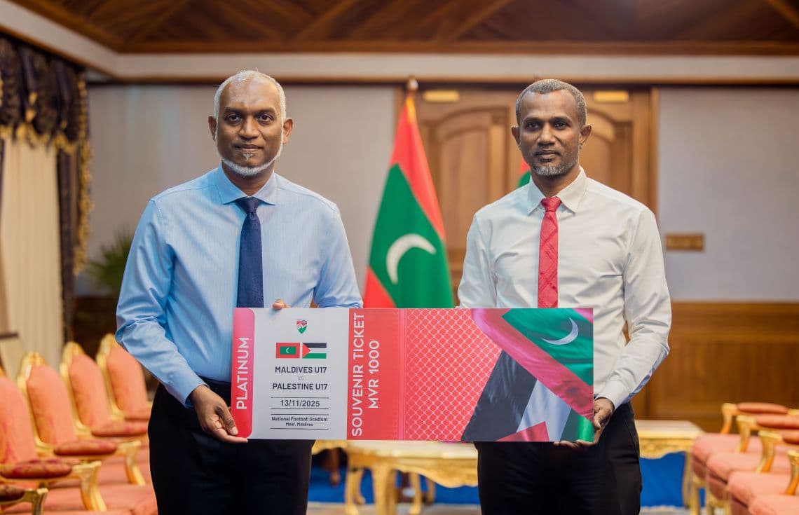 ރައީސުލްޖުމްހޫރިއްޔާ ޑރ މުހައްމަދު މުއިއްޒު އަދި އެފްއޭއެމްގެ ރައީސް އަހުމަދު ތާރިގް---ފޮޓޯ: ރައީސް އޮފީސް