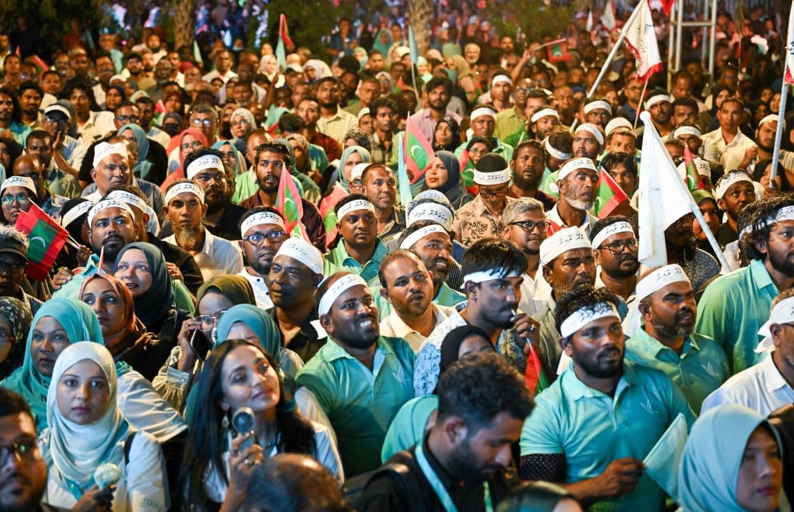 ޕީއެންސީން ބޭއްވި ބޮޑު ޖަލްސާގެ ތެރެއިން.