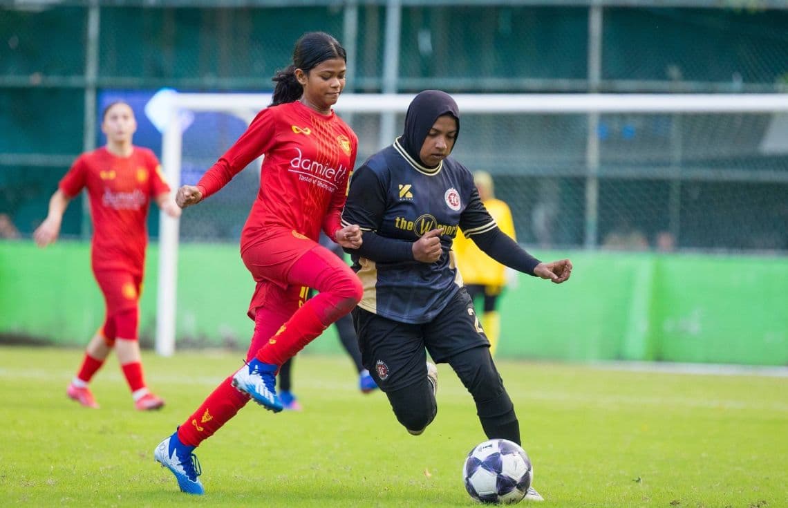 ވިމެންސް ލީގުގެ ފުރަތަމަ މެޗުގެ ތެރެއިން---ފޮޓޯ: އެފްއޭއެމް