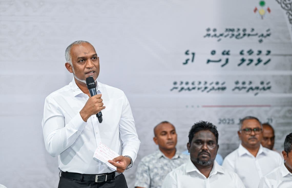 ހުޅުމާލެ ފޭސް-1 ގައި ދިރިއުޅުއްވާ ރައްޔިތުންނާ ރައީސް ބައްދަލުކުރައްވަނީ---ފޮޓޯ: ރައީސް އޮފީސް