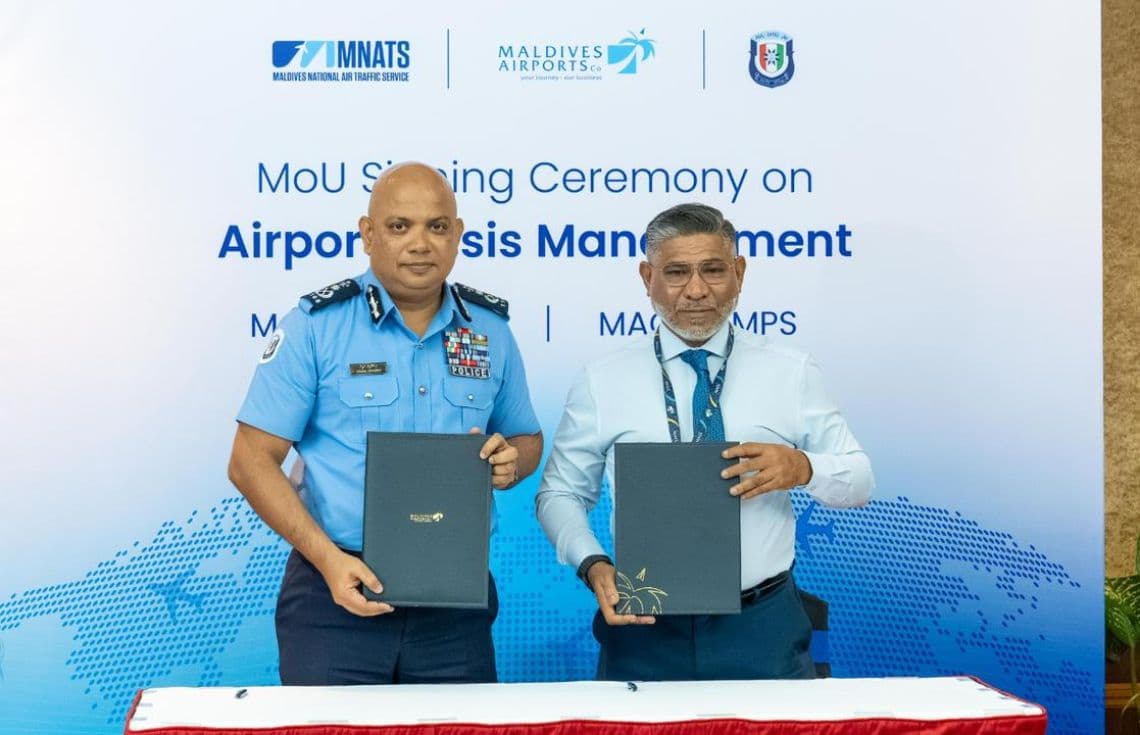 އެމްއޭސީއެލް އާއި މޯލްޑިވްސް ޕޮލިސް ސާވިސް އިން އެމްއޯޔޫގައި ސޮއިކުރުމަށް ބޭއްވި ހަފްލާގެ ތެރެއިން---ފޮޓޯ: އެމްއޭސީއެލް