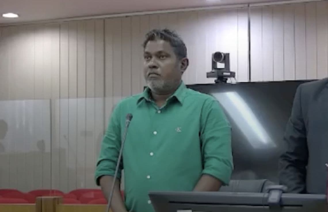 ހަސަން މަމްދޫހު (މަންޑޭ) ޝަރީއަތުގައި. ކޭ ޕާކު އެޕާޓްމަންޓުތަކުގެ މައްސަލައިގައި އޭނާގެ މައްޗަށް 94 ދައުވާއެއް ވަނީ ސާބިތުވެފަ----
