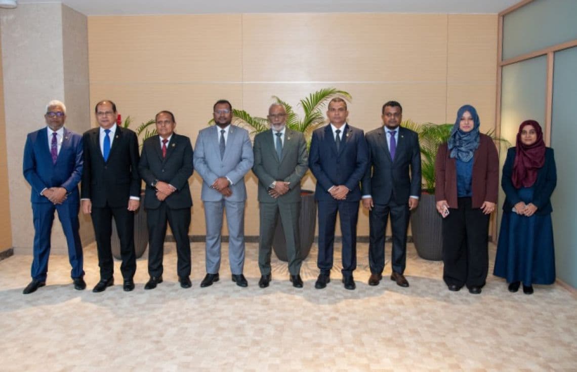 ރައްޔިތުންގެ މަޖިލީހުގެ ރައީސް އަބްދުއްރަހީމް ރަސްމީ ދަތުރުފުޅެއްގައި ސައުދީއަށް ވަޑައިގަތުމަށް ވީއައިއޭގައި---ފޮޓޯ: މަޖިލިސް