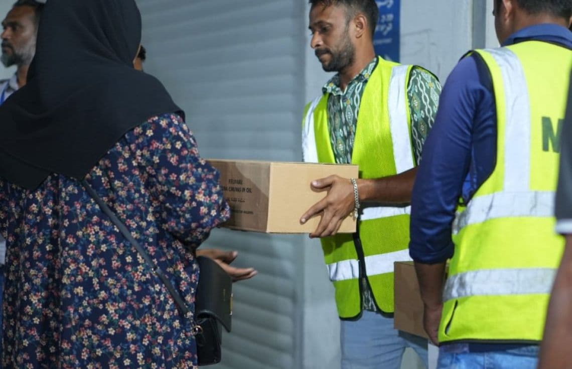މިދިޔަ އަހަރު ރޯދަމަހާ ދިމާކޮށް މާލޭގައި މަސްދަޅުކޭސް ދޫކުރަނީ---ފޮޓޯ: ޚުލާސާ