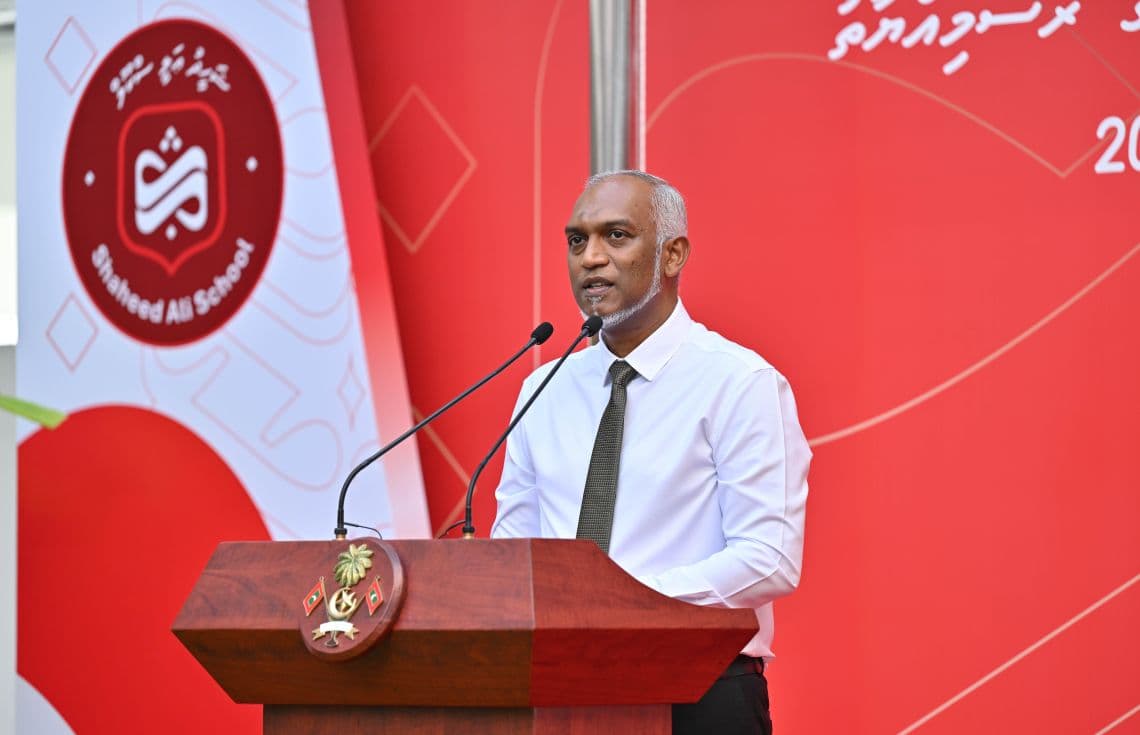 ޝަހީދު އަލީ ސްކޫލް ހުޅުވުމަށް ބޭއްވި ރަސްމިއްޔާތުގައި ރައީސް ވާހަކަދައްކަވަނީ--- ފޮޓޯ: ރައީސް އޮފީސް
