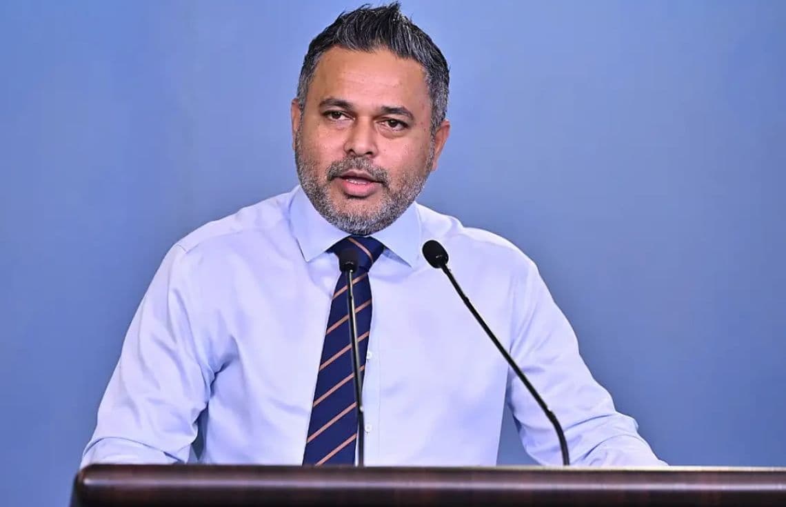 ފިޝަރީޒް މިިނިސްޓަރު އަހުމަދު ޝިޔާމް---ފޮޓޯ: ރައީސް އޮފީސް