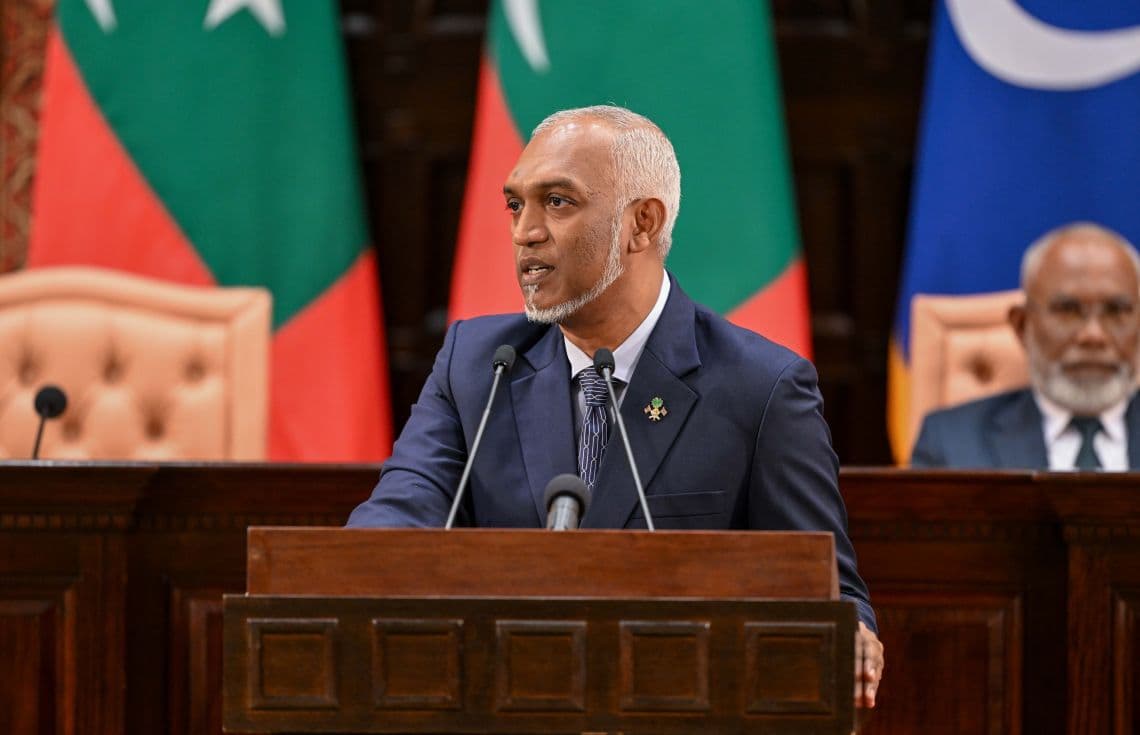 ރައީސުލްޖުމްހޫރިއްޔާ މަޖިލިސް ތަޅުމުގައި ރިޔާސީ ބަޔާން އިއްވަނީ. / ފޮޓޯ: ރައީސް އޮފީސް
