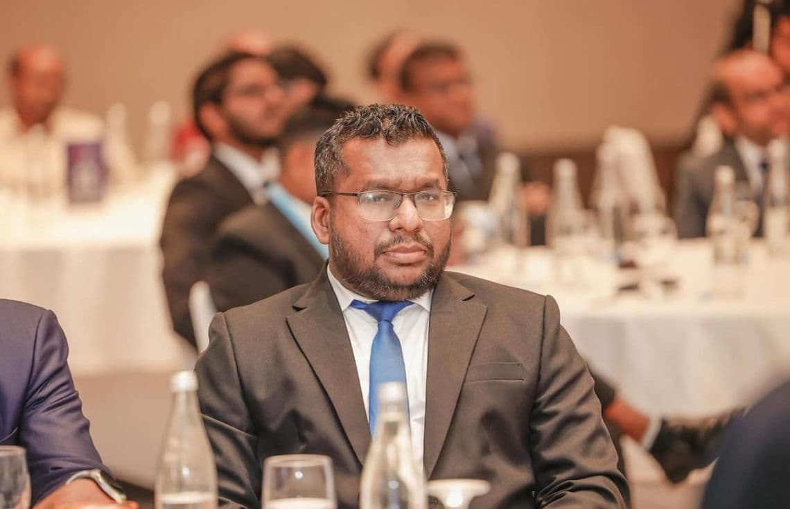 އެފްއައިޔޫގެ ވެރިޔާގެ މަގާމަށް އައްޔަންކުރެވުނު އިޝާން. / ފޮޓޯ: އެމްއެމްއޭ