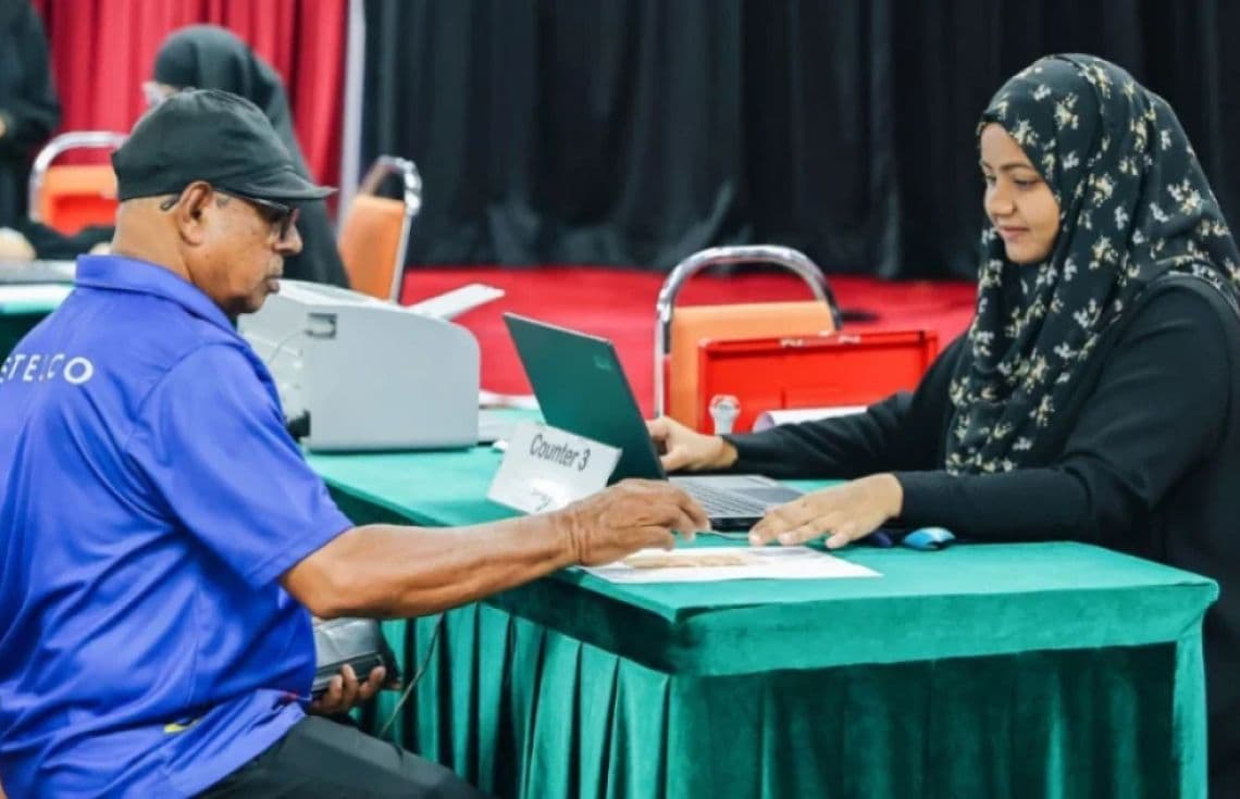 މިހާތަނަށް އެންމެ ގިނަ ފައިސާ ބެހި ފަހަރު: ފިތުރު ޒަކާތުގެ ގޮތުގައި ބޮލަކަށް 6,000 ރުފިޔާ
