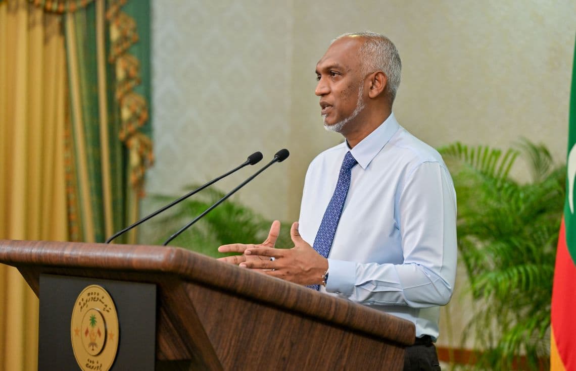 ރައީސް އޮފީހުގައި މިއަދު ބޭއްވި ނޫސްވެރިންގެ ބައްދަލުވުމުގައި ރައީސް ވާހަކަފުޅުދައްކަވަނީ. / ފޮޓޯ: ރައީސް އޮފީސް