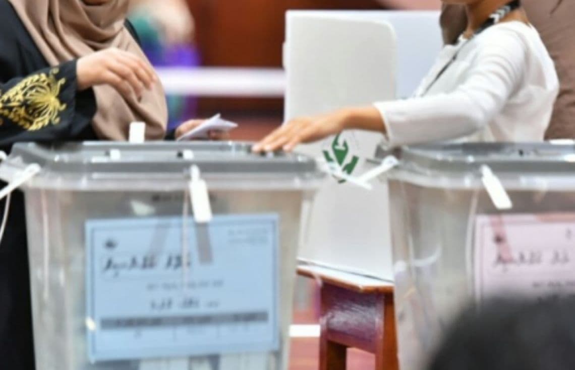 އިންތިހާބެއްގައި ވޯޓުލާ މަންޒަރު---