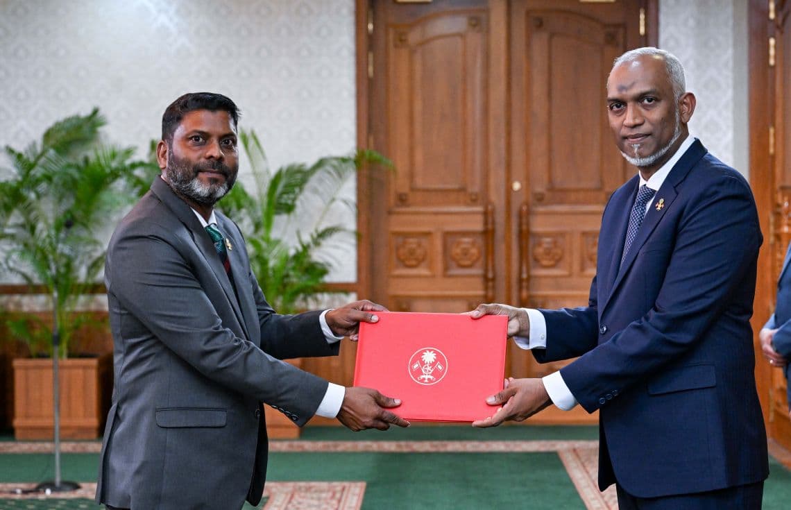 ޔޫތު އަދި ސްޕޯޓްސް މިނިސްޓްރީ އެއްކޮށްލައި، މިނިސްޓަރުކަމަށް ރާފީއު އައްޔަންކުރައްވައިފި