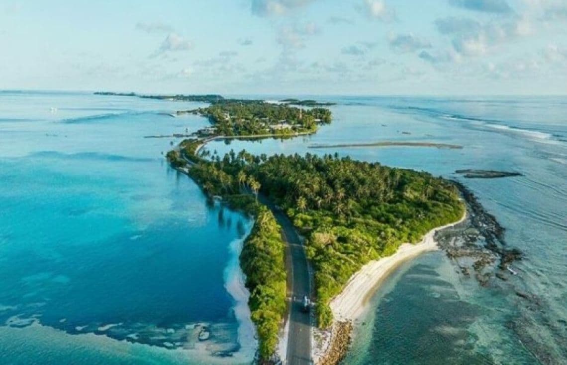 އައްޑޫ ހުޅުދޫ---