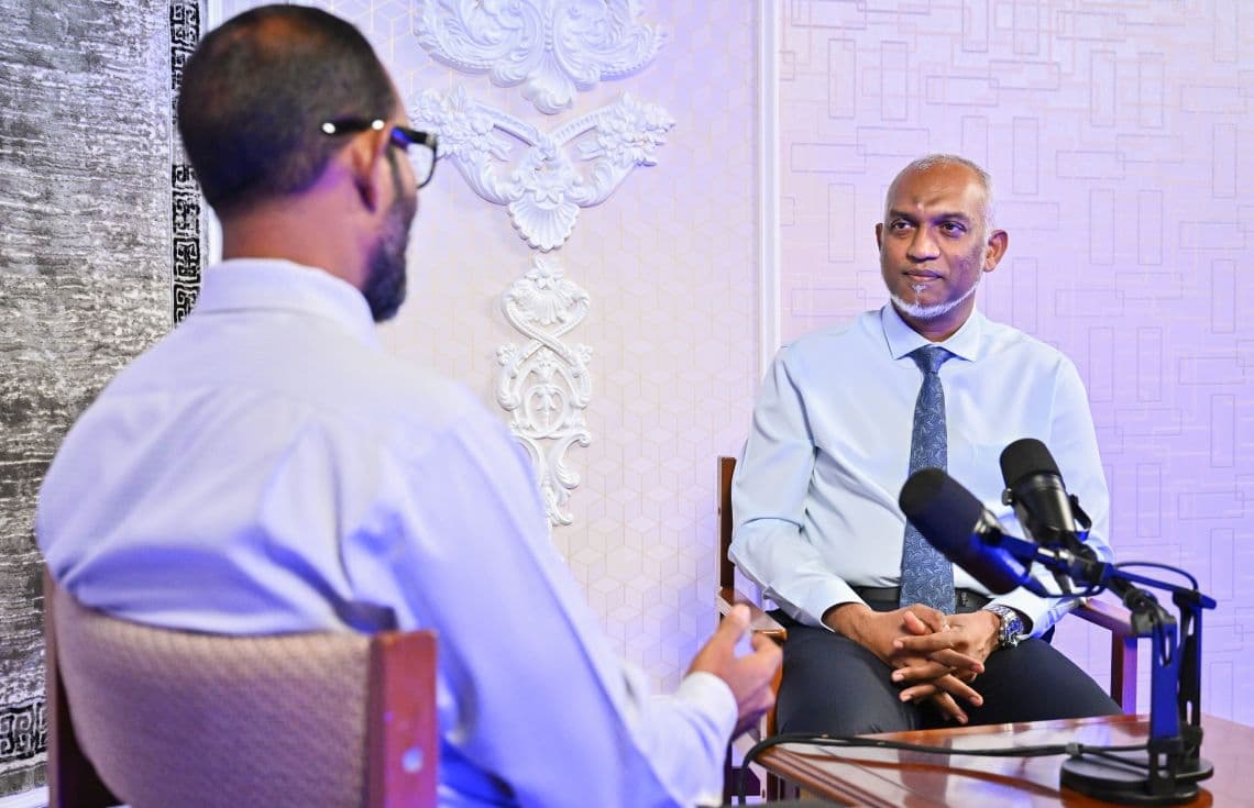 ރައީސް އޮފީހުން ކޮންމެ ހަފްތާއެއްގައި ބާއްވާ "ދަ ޕްލަސް" ޕްރޮގްރާމްގެ ތެރެއިން. / ފޮޓޯ: ރައީސް އޮފީސް