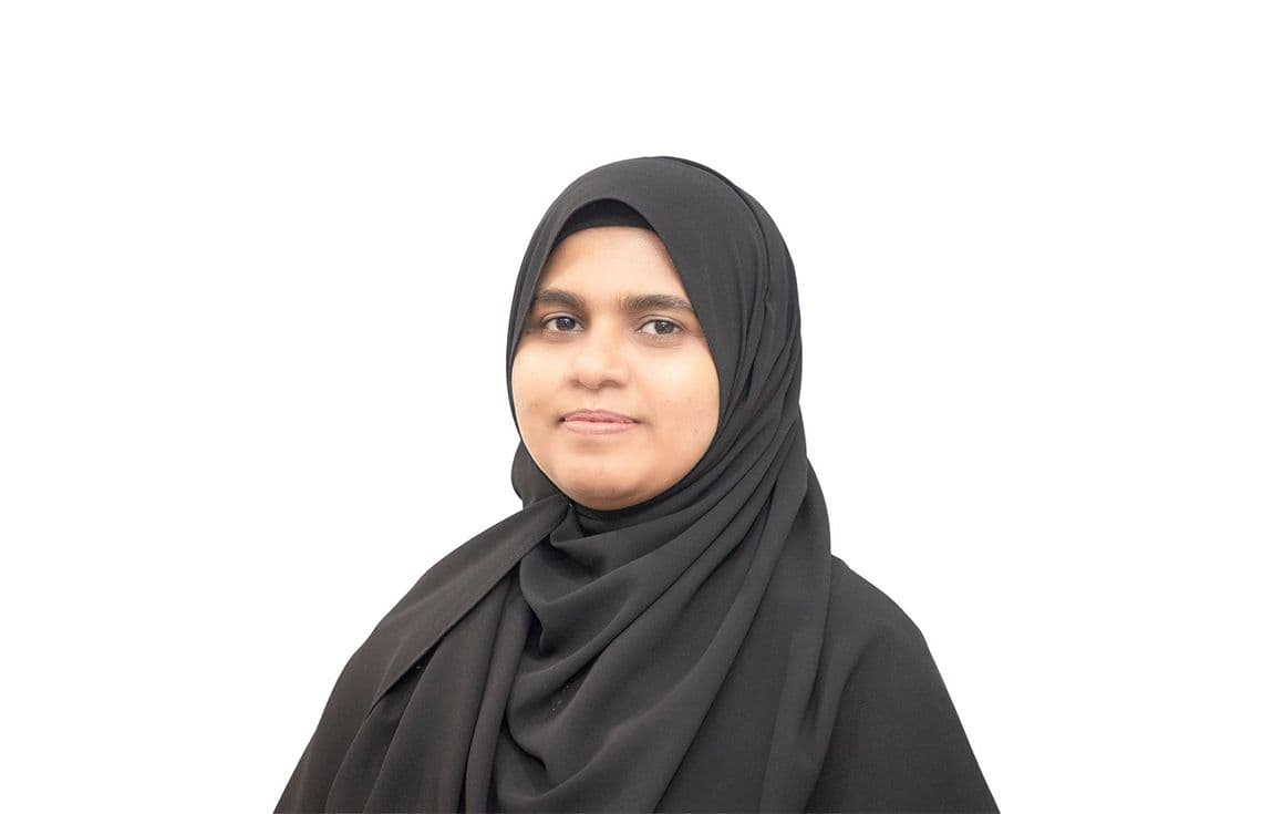 ޒައިނާ އަބްދުﷲ---