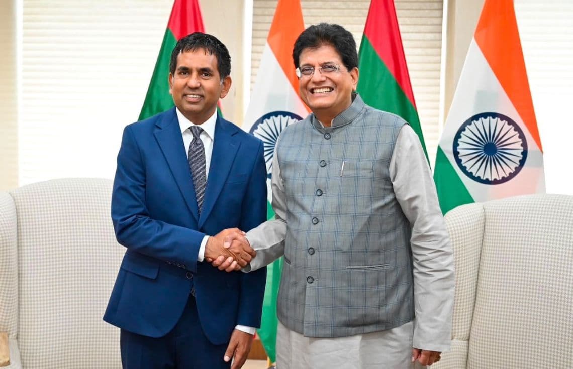 އިންޑިއާގެ އިކޮނޮމިކް މިނިސްޓަރާއި މިނިސްޓަރު ސައީދު ބައްދަލުކުރެއްވުން---