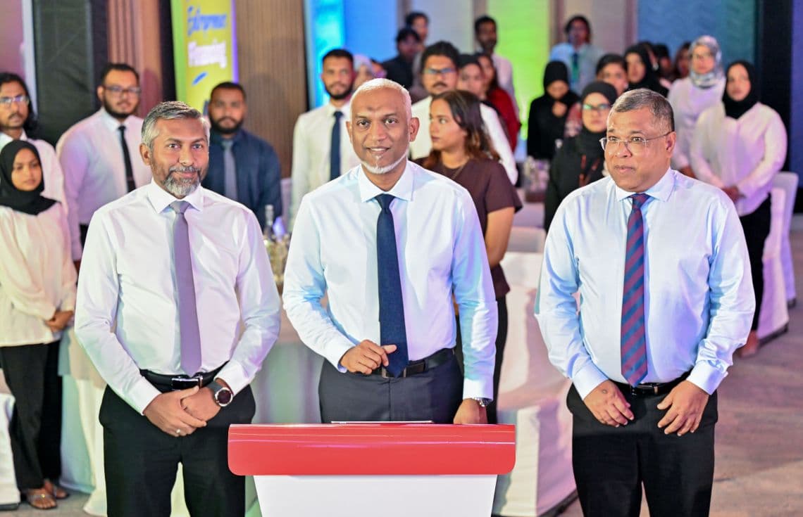ބީއެމްއެލްގެ ބުރާންޗުތައް ރައީސް އިފްތިތާހުކޮށްދެއްވަނީ. / ފޮޓޯ: ރައީސް އޮފީސް