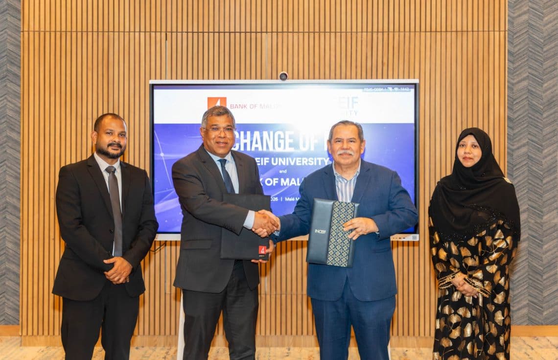 އިންސެފް ޔުނިވަރސިޓީއާއެކު އެމްއޯޔޫގައި ބީއެމްއެލްއިން ސޮއިކުރުން. / ފޮޓޯ: ބީއެމްއެލް