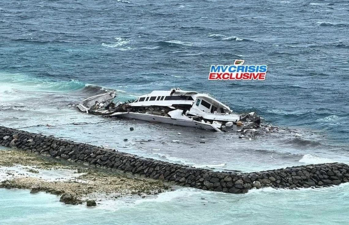 ފޮޓޯ: އެމްވީ ކްރައިސިސް
