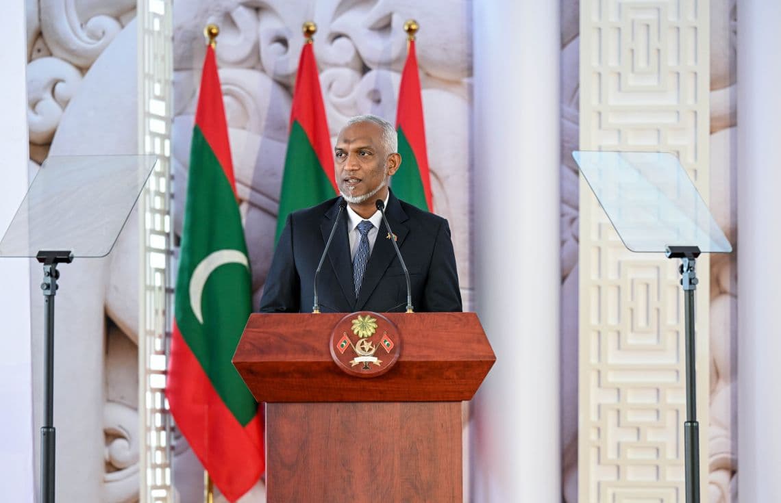 ގައުމީ ދުވަހުގެ ރަސްމީ ޖަލްސާގައި ރައީސް ވާހަކަފުޅުދައްކަވަނީ. / ފޮޓޯ: ރައީސް އޮފީސް