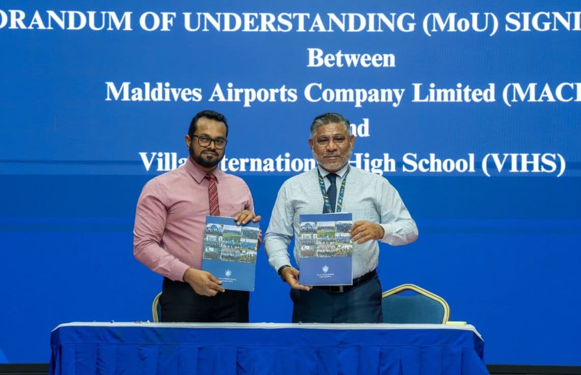 އެއްބަސްވުމުގައި ސޮއިކުރުން. / ފޮޓޯ: އެމްއޭސީއެލް