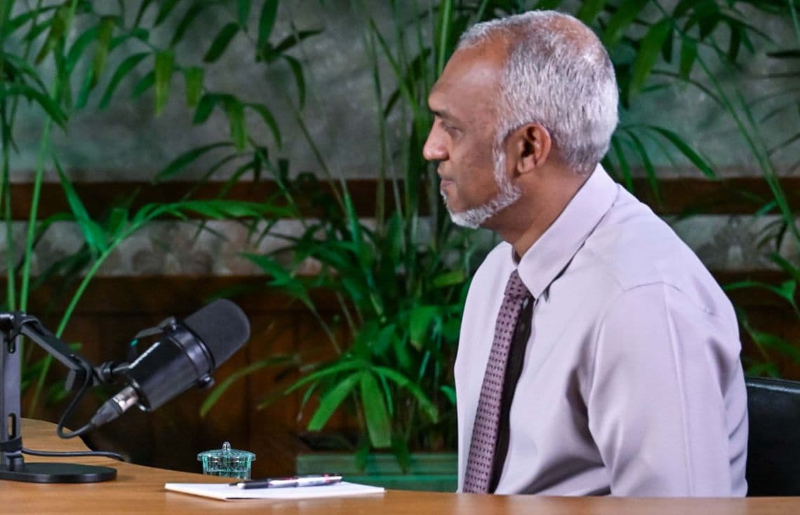 ދައުލަތުގެ މީޑިއާއިން ގެނެސްދޭ ސިލްސިލާ ޕޮޑްކާސްޓް "ނޭޝަންޗެޓް" ގައި ރައީސް ޑރ. މުޙައްމަދު މުޢިއްޒު ވާހަކަފުޅު ދައްކަވަނީ.