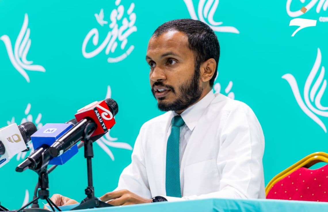 ނޫސްވެރިންގެ ބައްދަލުވުމުގެ ތެރެއިން / ފޮޓޯ: ޚުލާސާ