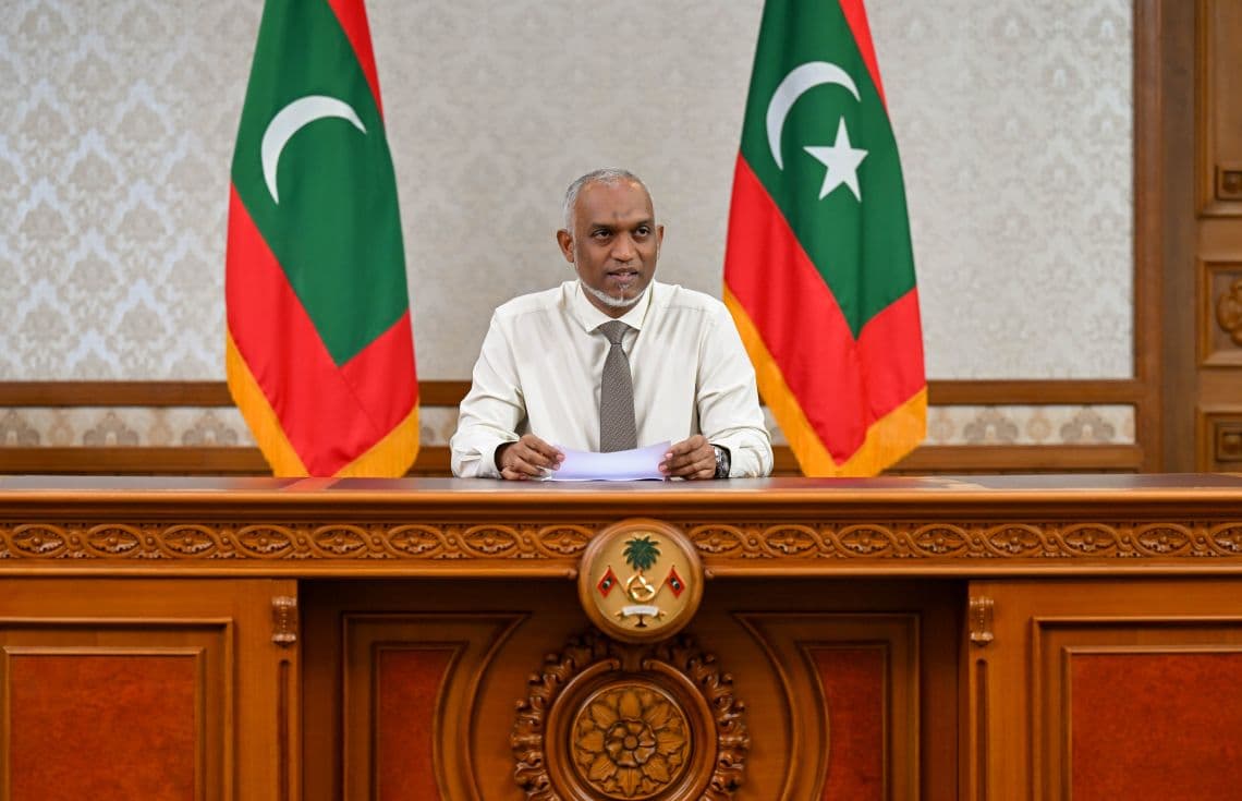 ރައީސުލްޖުމްހޫރިއްޔާ ޑޮކްޓަރ މުޙައްމަދު މުޢިއްޒު
