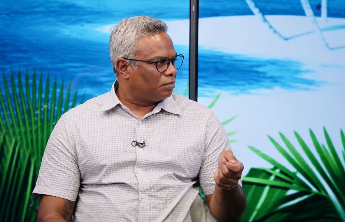 ޝާޒް ވަލީދު