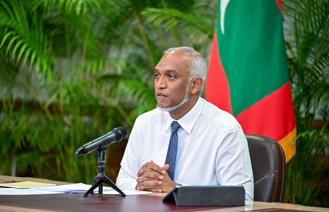 ރައީސުލްޖުމްހޫރިއްޔާ ޑޮކްޓަރ މުޙައްމަދު މުޢިއްޒު