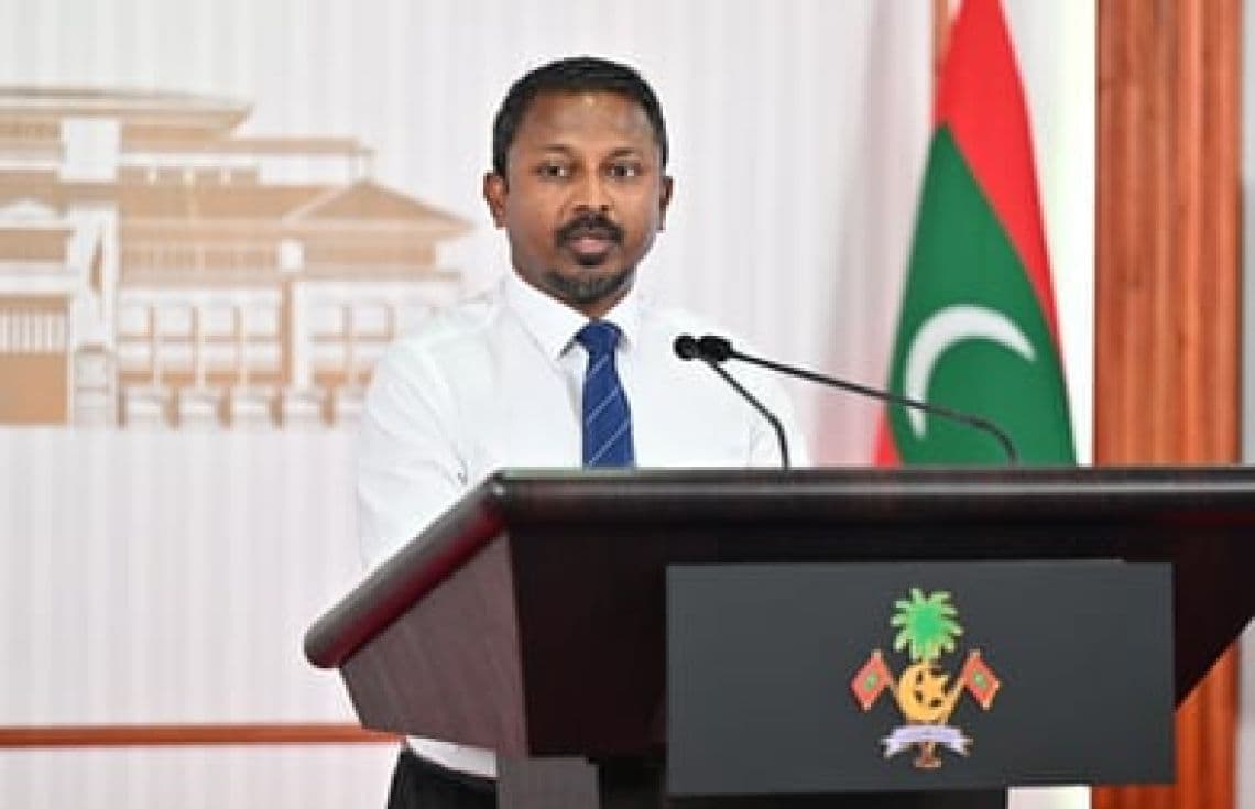 ބަންޑާރަނައިބު އަޙްމަދު އުޝާމް.