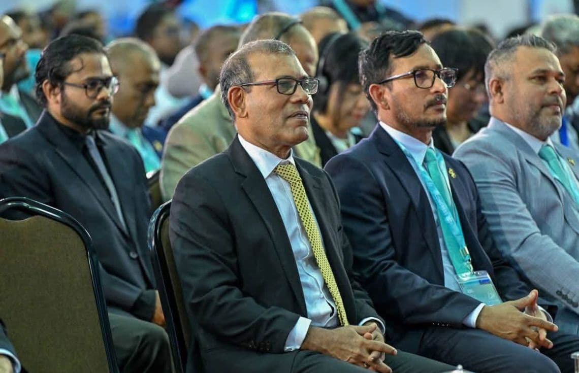 އިދިކޮޅު މައި ޕާޓީ އެމްޑީޕީގެ ކުރީގެ ރައީސް މުޙައްމަދު ނަޝީދު ޕީއެންސީގެ ކޮންގްރެސް ޖަލްސާގައި.