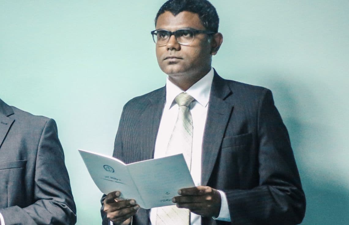 ހައި ކޯޓުގެ ކުރީގެ އިސް ގާޒީ ހާތިފް ހިލްމީ---