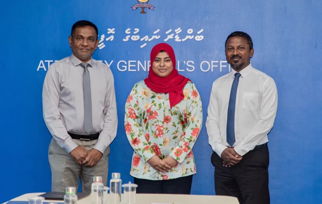 ބަންޑާރަނައިބުގެ އޮފީހުގެ ޕާމަނަންޓް ސެކްރެޓަރީގެ މަގާމަށް ސުލްތާނާ ޝާކިރު އައްޔަންކުރުމުގެ ރަސްމިއްޔާތުގެ ތެރެއިން.