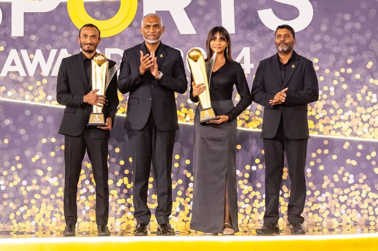 އެންމެ މޮޅު ދެ އެތިލީޓުންނާއެކު ރައީސުލްޖުމްހޫރިއްޔާ ޑރ. މުޙައް.ަދު މުޢިއްޒު އަދި ކުޅިވަރާ ބެހޭ މިނިސްޓަރު ރާފިއު