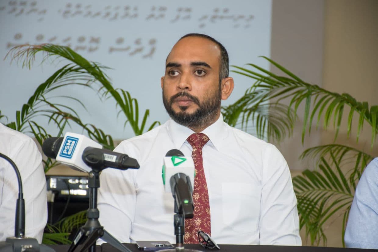 ޒުވާނުން ބާރުވެރިކުރުވުމާއި މަޢުލޫމާތާއި ފަންނާ ބެހޭ ވަޒީރު އިބްރާހިމް ވަހީދު (އަސްވާޑު)
