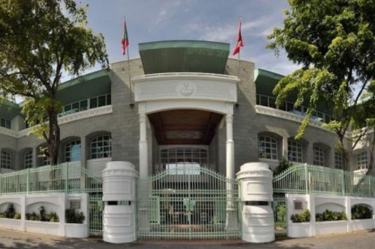 ސަރުކާރު ކުންފުނިތަކުގެ މުވައްޒަފުންގެ މުސާރަ 10% އުނިކުރަން ނިންމަނީ