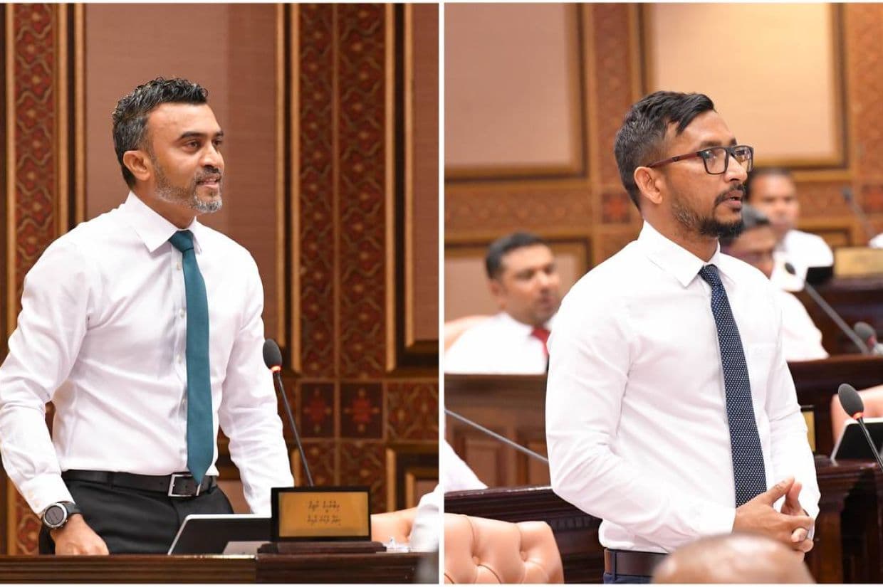 އިބްރާހީމް ފަލާހް އަދި ހިތަދޫ ދެކުނު ދާއިރާގެ މެންބަރު އިބްރާހިމް ނާޒިލް. ފޮޓޯ: ޙުލާސާ