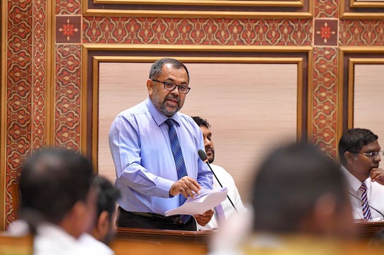 ފިނޭންސް މިނިސްޓަރ މޫސާ ޒަމީރު. / ފޮޓޯ: މަޖިލިސް