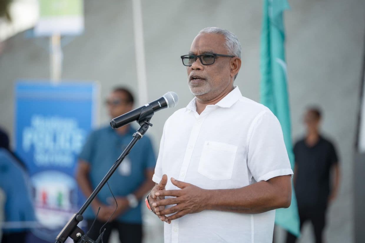 ރައްޔިތުންގެ މަޖިލީހުގެ ރައީސް ޢަބްދުއްރަޙީމް ޢަބްދުﷲ - އެމަނިކުފާނުގެ ޙާލުކޮޅު މިހާރު އަންނަނީ ރަނގަޅުވަމުން. / ފޮޓޯ: މަޖިލިސް