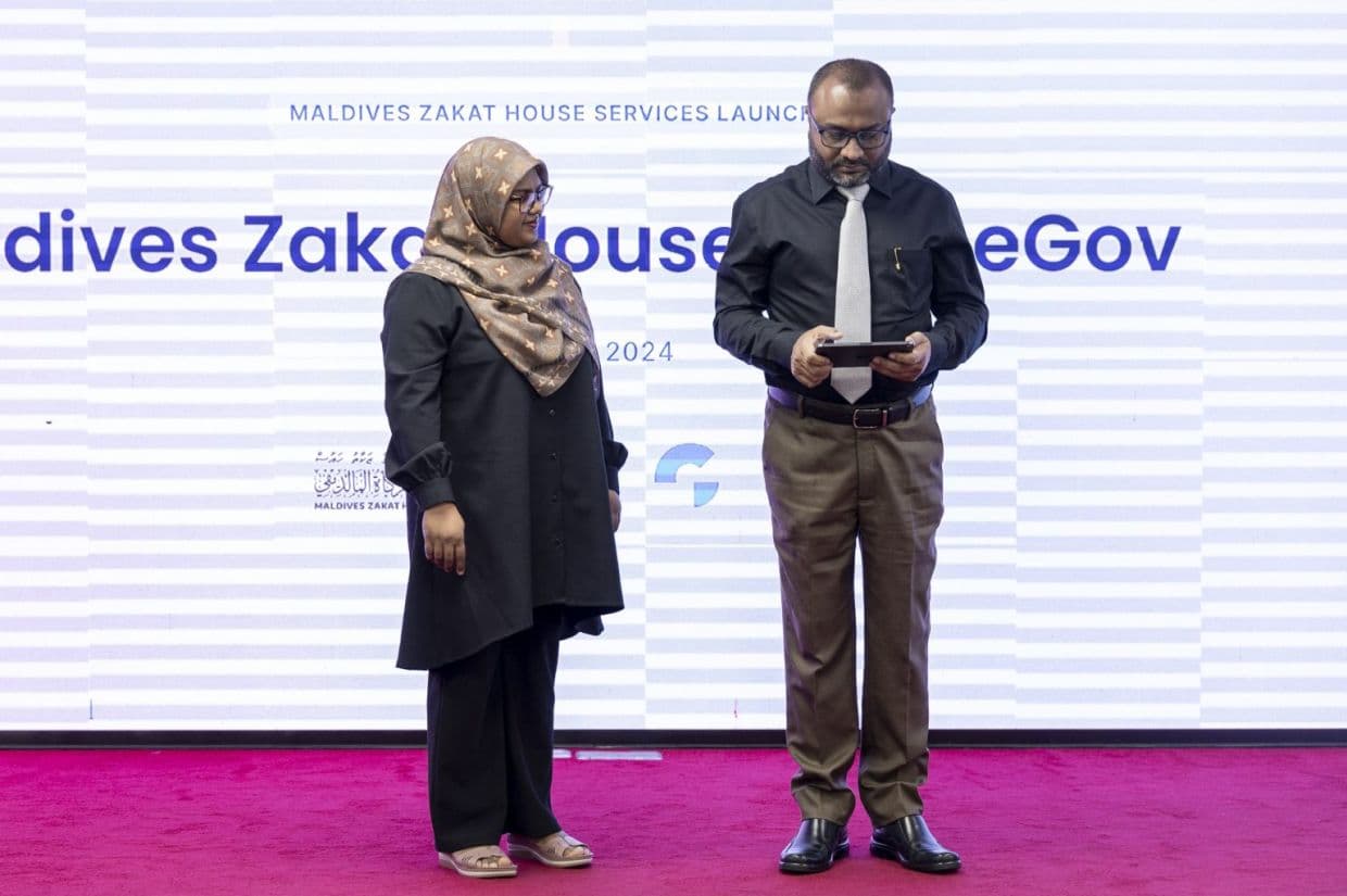'ވަންގަވް' މެދުވެރިކޮށް ޒަކާތު ހައުސްގެ ބޭސްފަރުވާގެ ޚިދުމަތް ތައާރަފްކުރުމުގެ ރަސްމިއްޔާތުގެ ތެރެއިން. / ފޮޓޯ: އިސްލާމިކް މިނިސްޓްރީ