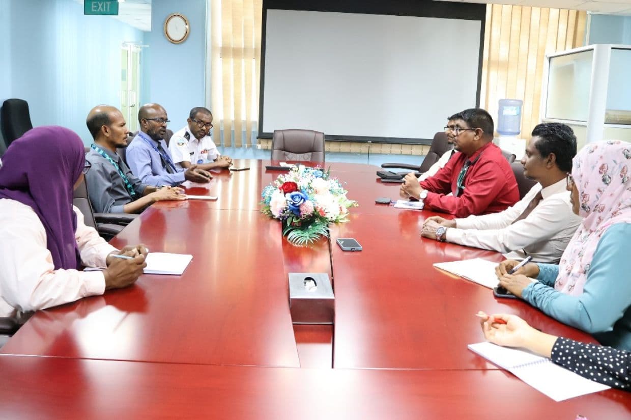 ޕްލާންޓް އެންޑް އެނިމަލް ކަރަންޓީނު ހަރުދަނާކުރުމަށް ބޭއްވި މަޝްވަރާ ބައްދަލުވުމުގެ ތެރެއިން / ފޮޓޯ: ދަނޑުވެރިކަމާއި ދިރޭތަކެއްޗާ ބެހޭ ވުޒާރާ