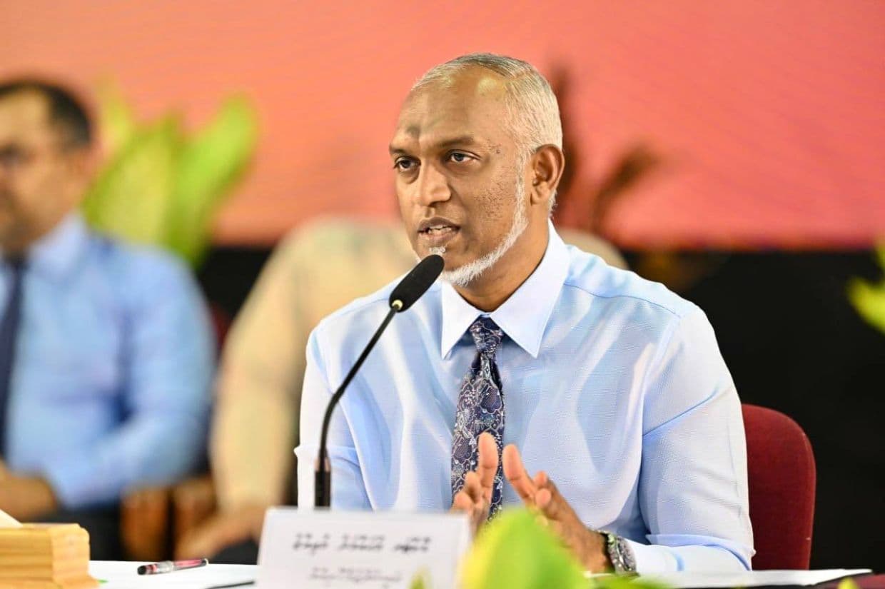ރައީސް ޑރ. މުޢިއްޒު - ރައީސް ވިދާޅުވީ މި ޕްލޭނަށް ކޮންމެ ރަށަކުންވެސް ބަސް ބުނުން މުހިއްމުކަމަށް. / ފޮޓޯ: ޚުލާސާ