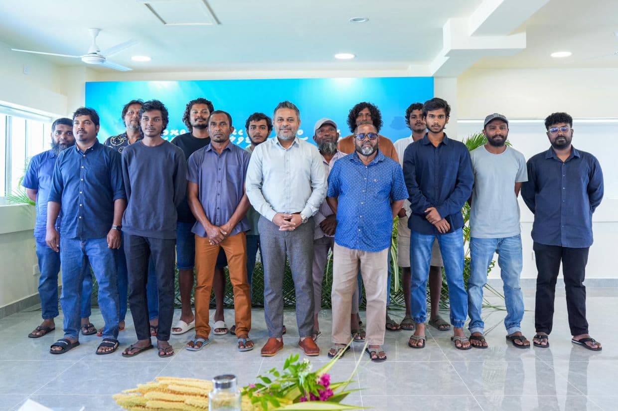 މެރިން ހެޗަރީ ސްކިލްސް ޑިވެލޮޕްމަންޓް ޕްރޮގްރާމުގެ ދަށުން ހިންގުނު ދެވަނަ ބޭސިކް މެރިކަލްޗަރ ކޯސް ނިންމުމުގެ ރަސްމިއްޔާތުގެ ތެރެއިން